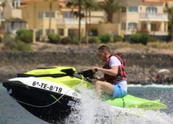 jet ski